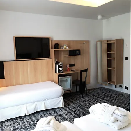 מלון Libertel Gare Du Nord Suede 3*