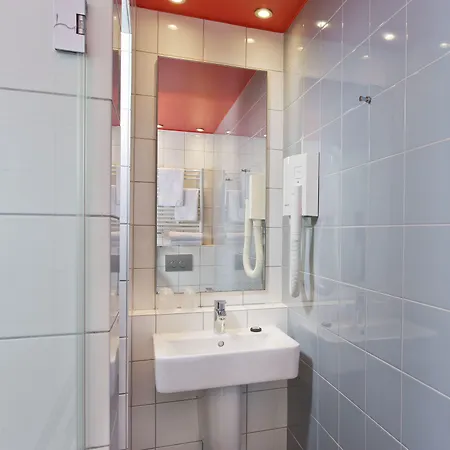 Libertel Gare Du Nord Suede 3* Paris