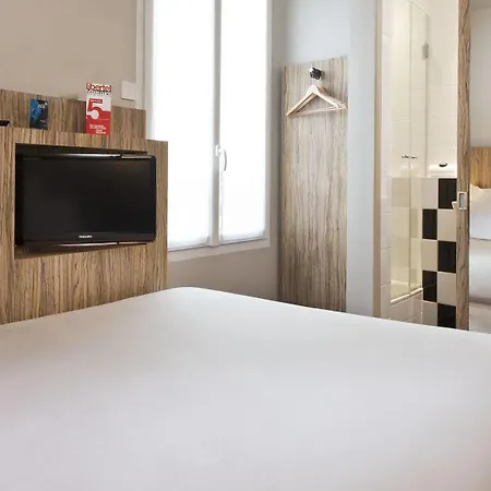 Hotel Libertel Gare Du Nord Suede 3*