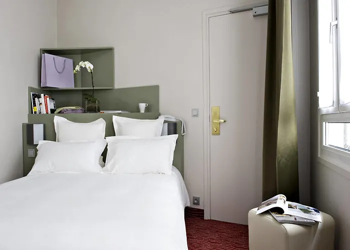 リベルテル ガル デュ ノール スエド パリ