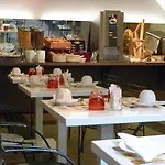 里贝特瑞典北车站酒店 3*